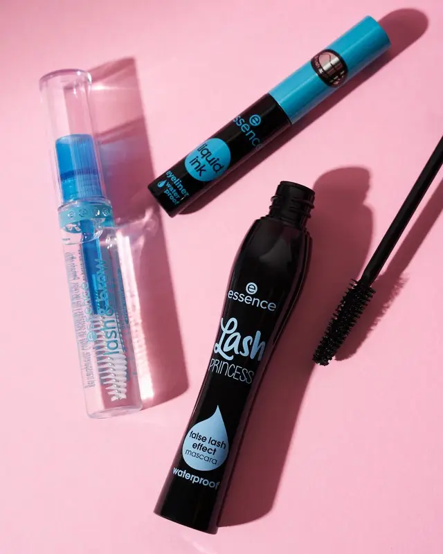 Mascara Essence Make Me Last Infinite Lash Mascara Waterproof